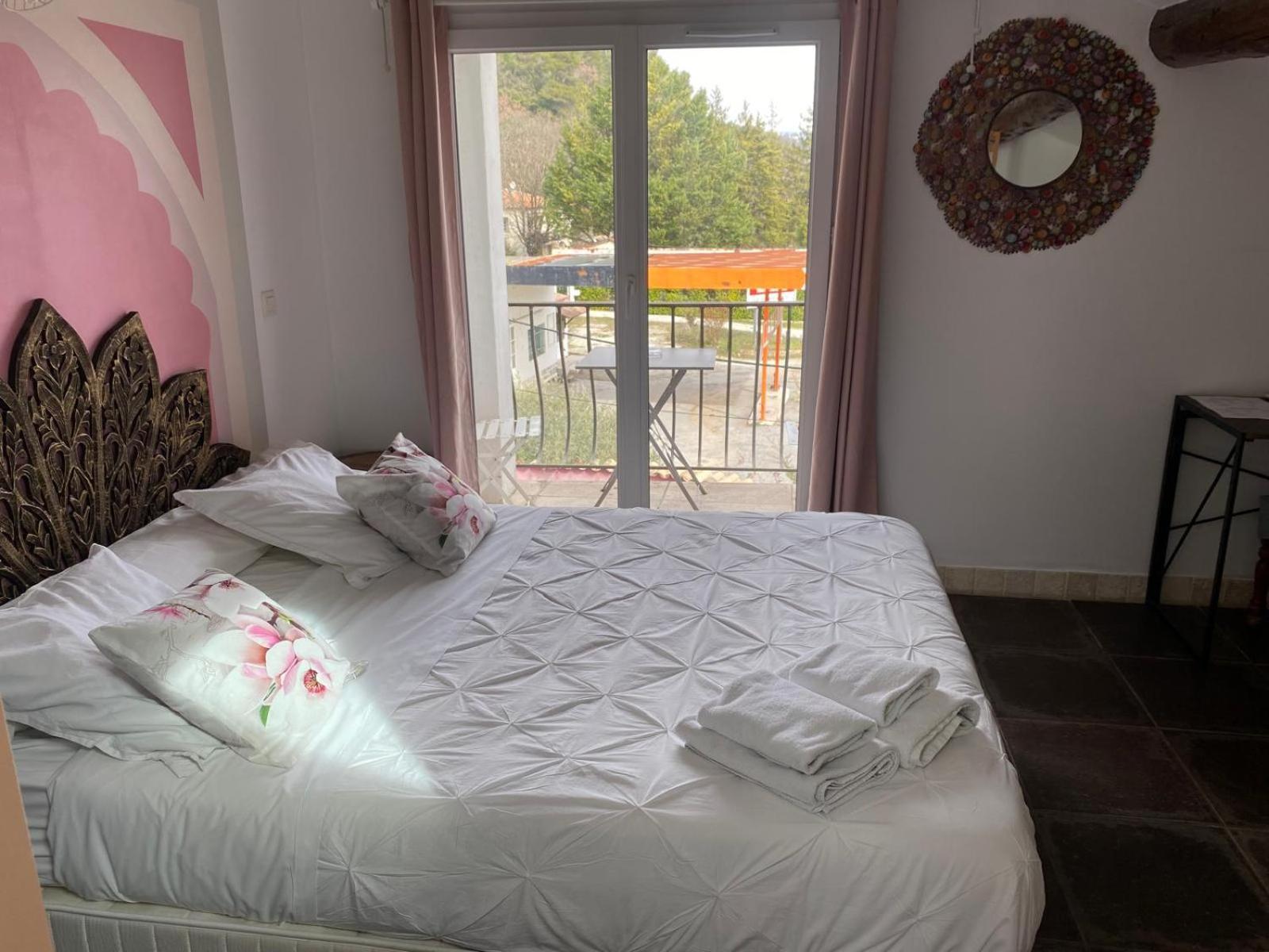 Auberge Les Galets Peyruis 외부 사진